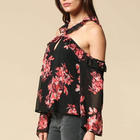 NWT Crossed Choker Cold Shoulder Ruffle Floral Top - Picture 2 of 5
